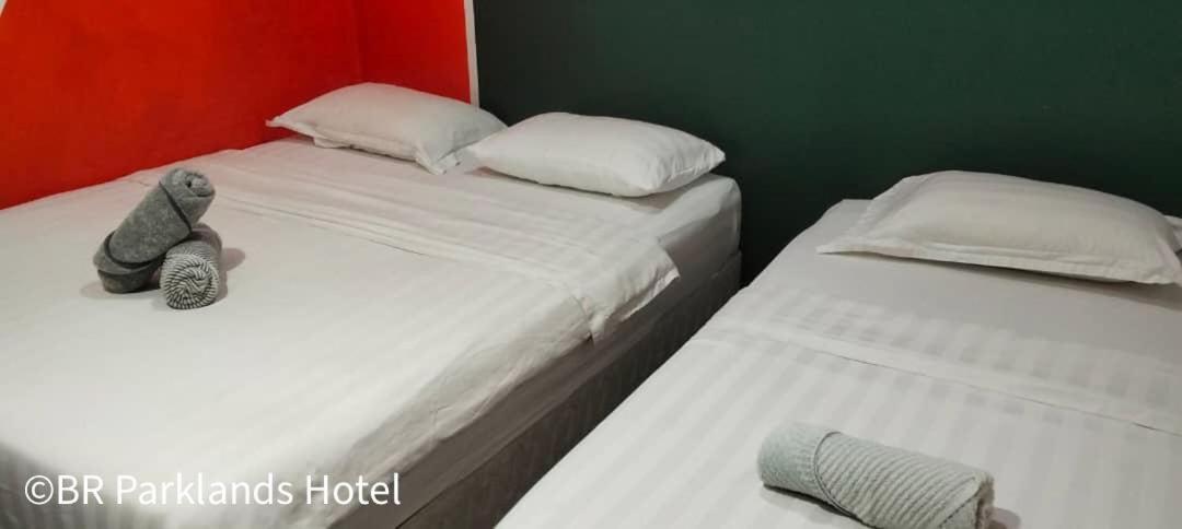 Br Parklands Hotel Klang Esterno foto