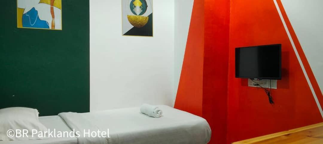 Br Parklands Hotel Klang Esterno foto